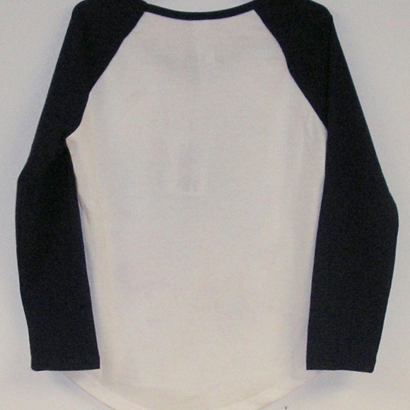 GIRLS LONG-SLEEVED TEE SIZE 6, BUTTERFLY MOTIF NEW - Picture 2 of 2